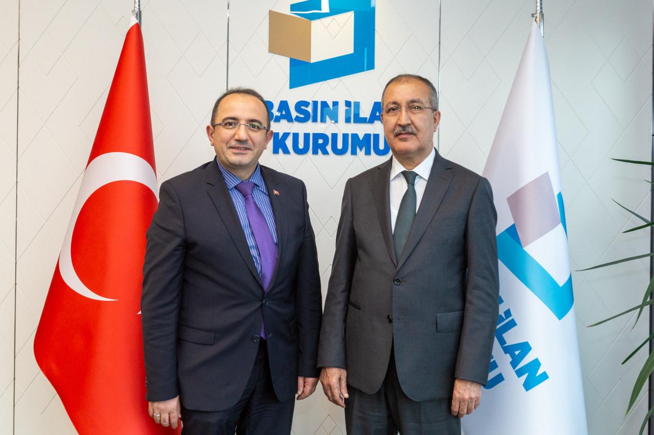Haber7 Genel Yayın Yönetmeni Osman Aclı ve BİK Genel Müdürü Cavit Erkılınç.